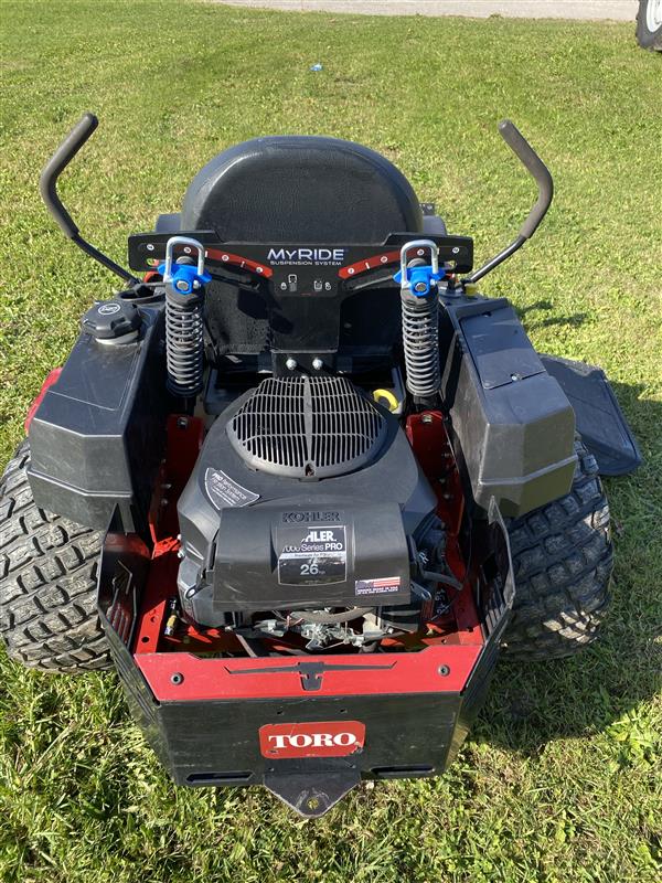 USED 60 in. (152 cm) TITAN® MyRIDE® Zero Turn Mower with MyRIDE® Suspension System with 109Hours