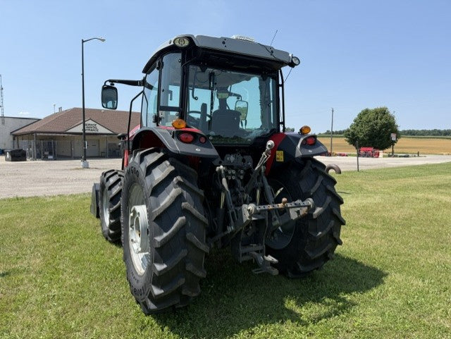 2025 Massey Ferguson 5711D